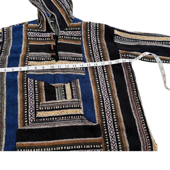 Authentic & handwoven hoodie - Picture 2 of 6